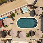 Xxxl Ancora With Heated Pool *