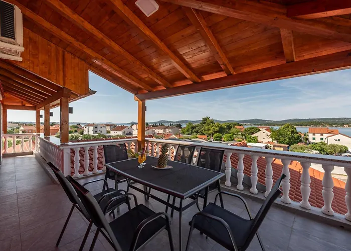 Xxxl Ancora With Heated Pool *