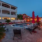 Xxxl Ancora With Heated Pool Villa *
