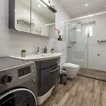 Xxxl Ancora With Heated Pool * Turanj
