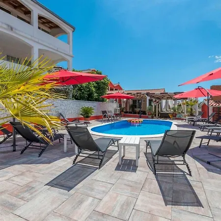 Xxxl Ancora With Heated Pool Вилла Турань