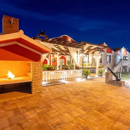 Вилла Xxxl Ancora With Heated Pool *