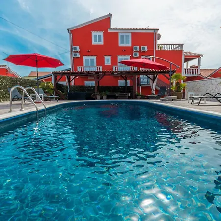 Xxxl Ancora With Heated Pool Вилла *