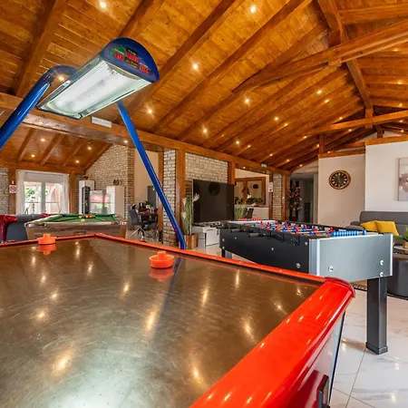Villa Xxxl Ancora With Heated Pool *