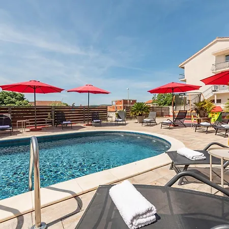 Вилла Xxxl Ancora With Heated Pool