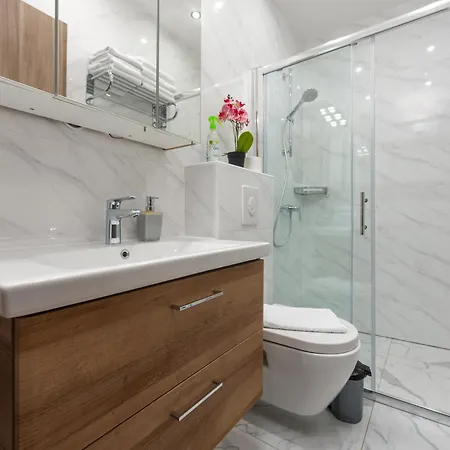 Xxxl Ancora With Heated Pool Турань