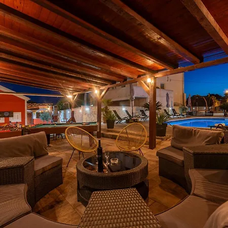 Villa Xxxl Ancora With Heated Pool *
