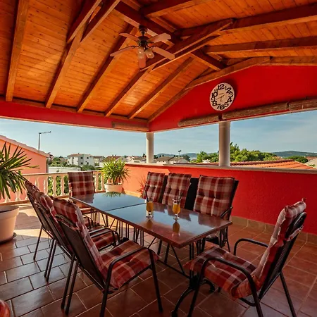 Xxxl Ancora With Heated Pool * Turanj