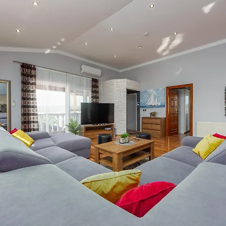 Villa Xxxl Ancora With Heated Pool *