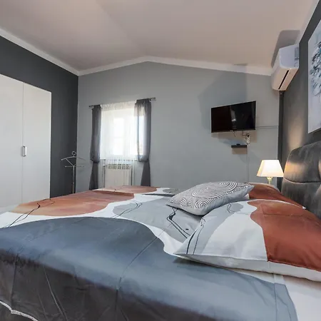 Xxxl Ancora With Heated Pool Вилла Турань