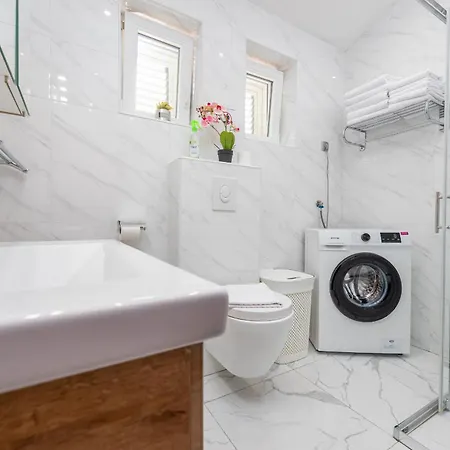 Xxxl Ancora With Heated Pool Турань